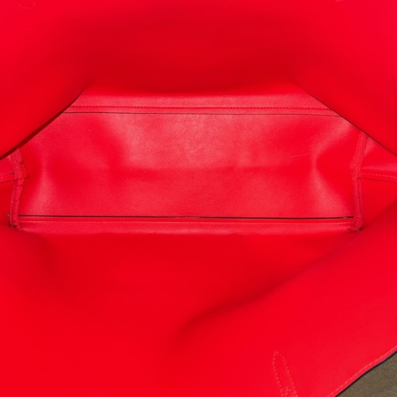 Victoria's Secret Black and Red Floral Tote - Picture 9 of 12